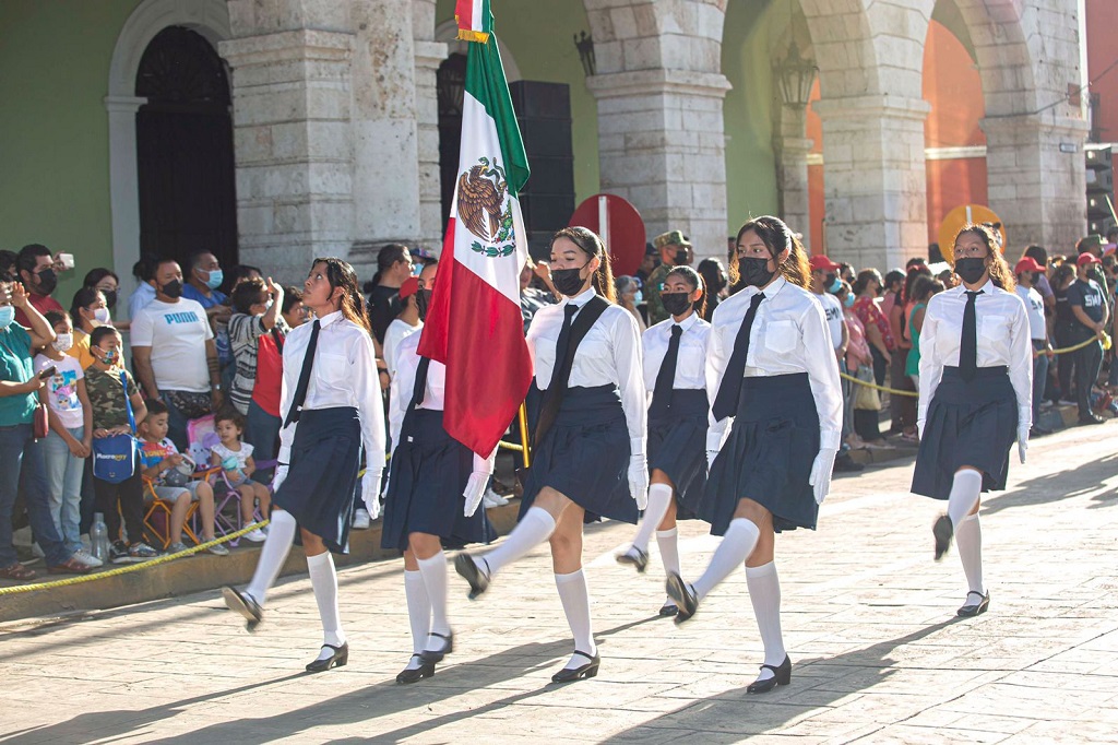 Convocan a participar en el desfile cívico militar del 16 de septiembre